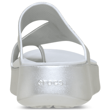 Getaway Metallic Platform Toe Loop - Crocs